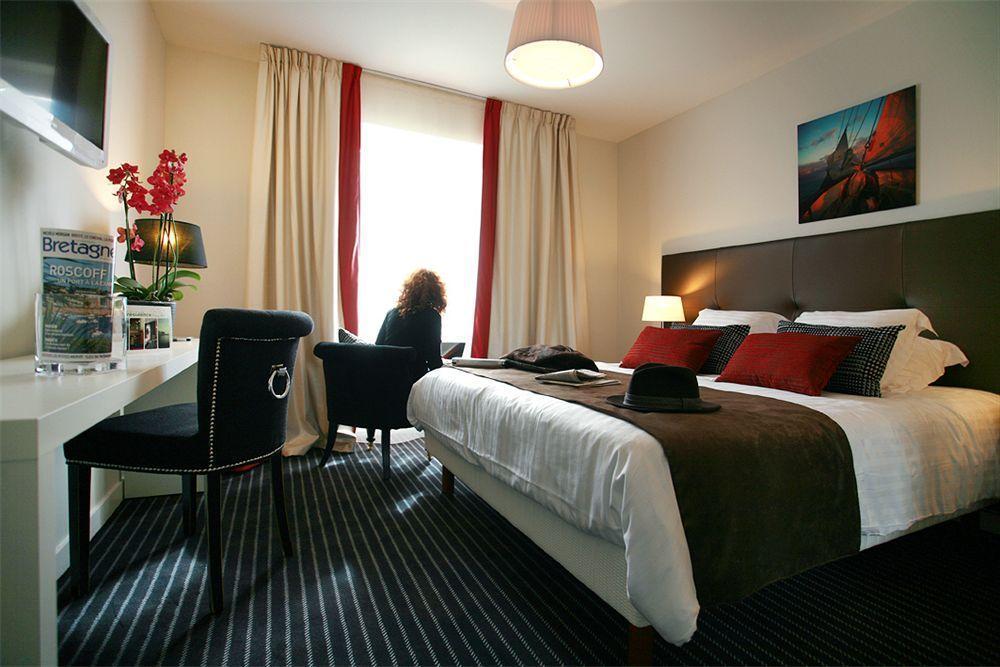 Hotel La Residence Des Artistes รอสกอฟ ภายนอก รูปภาพ