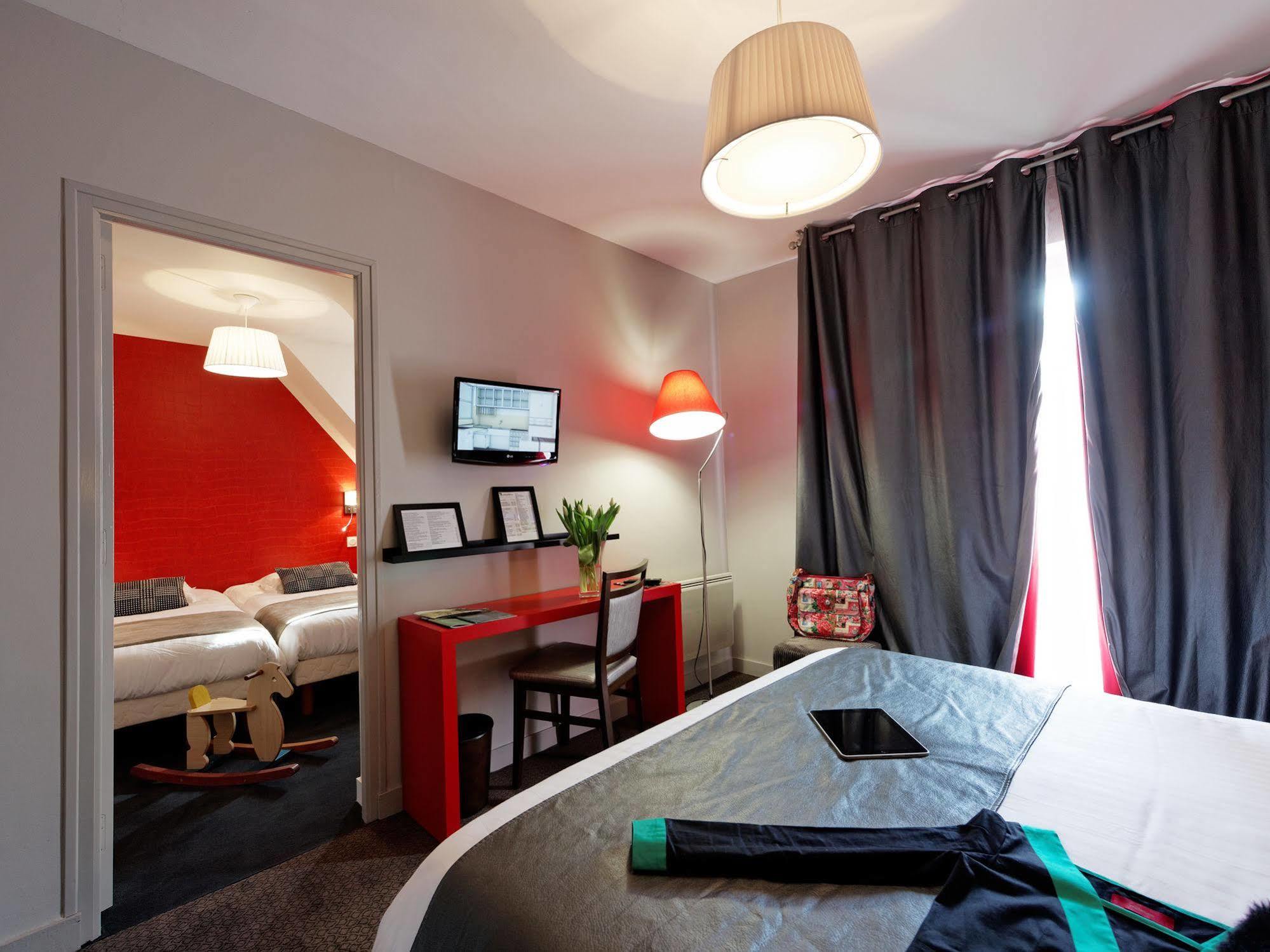 Hotel La Residence Des Artistes รอสกอฟ ภายนอก รูปภาพ