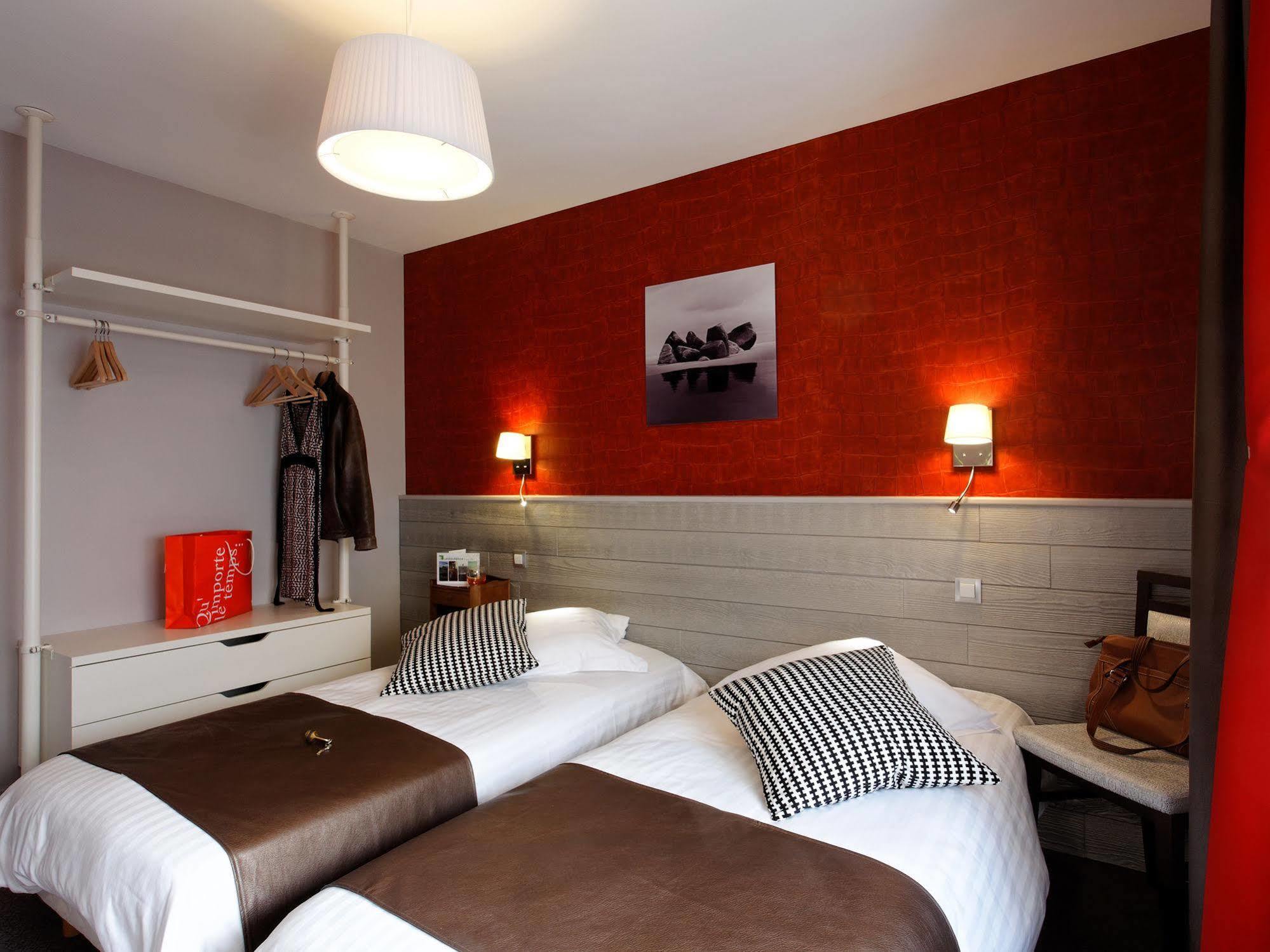 Hotel La Residence Des Artistes รอสกอฟ ภายนอก รูปภาพ
